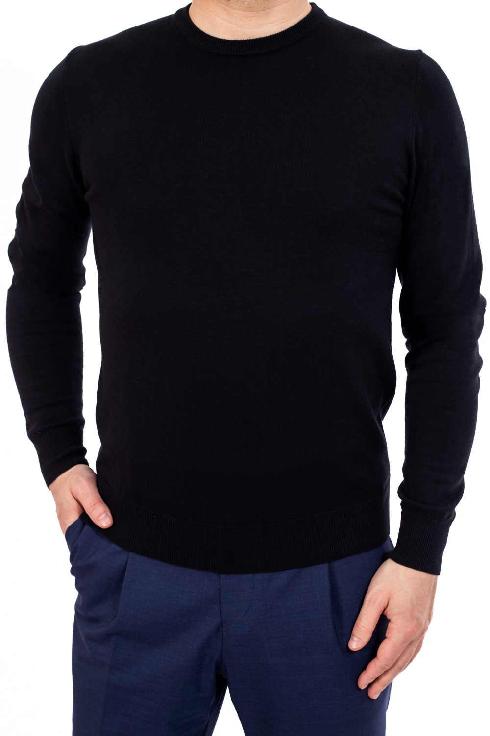 Czarny sweter bawełniany