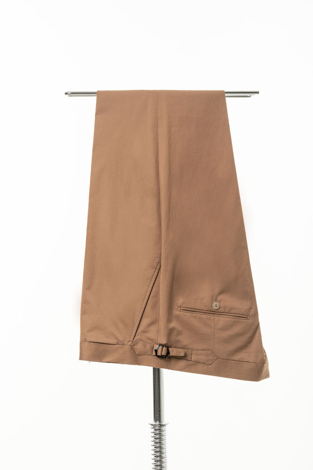 Beżowe spodnie bawełniane TORINO z mankietami