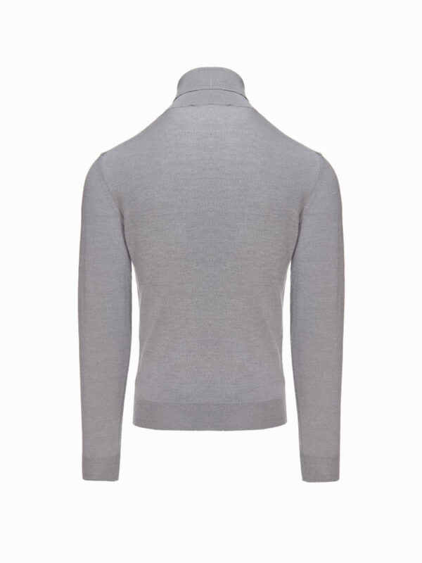 Szary golf Balamonte – gładki tył swetra, prosta linia ramion, staranne wykończenie ściągacza