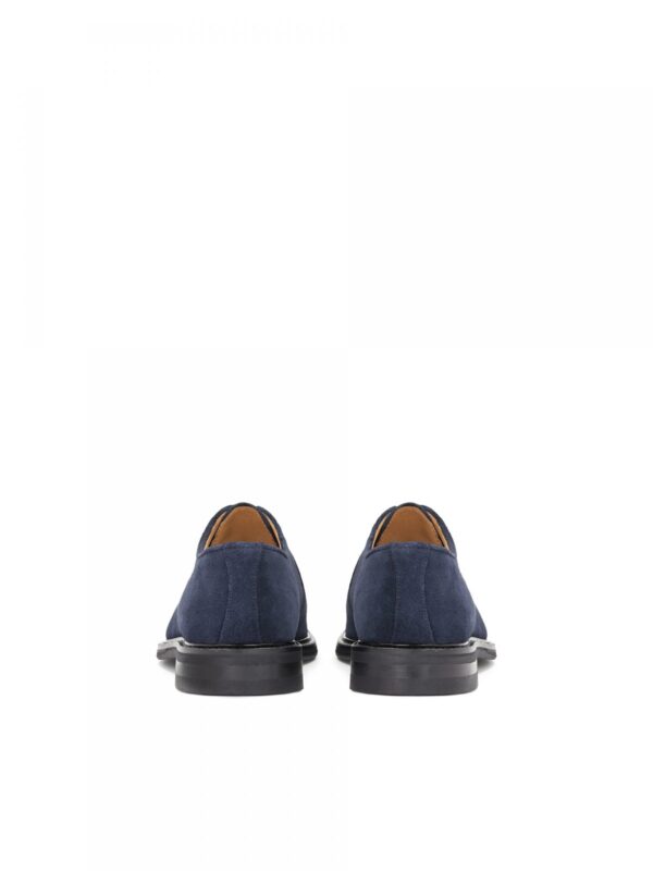 Granatowe zamszowe półbuty męskie ELEGANTE widok od tyłu