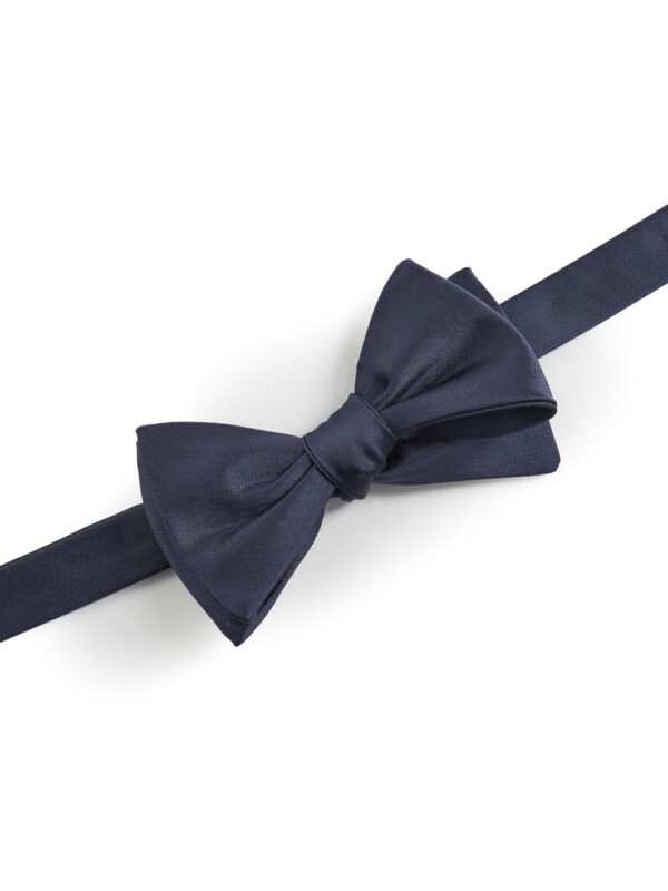 Granatowa mucha z jedwabiu